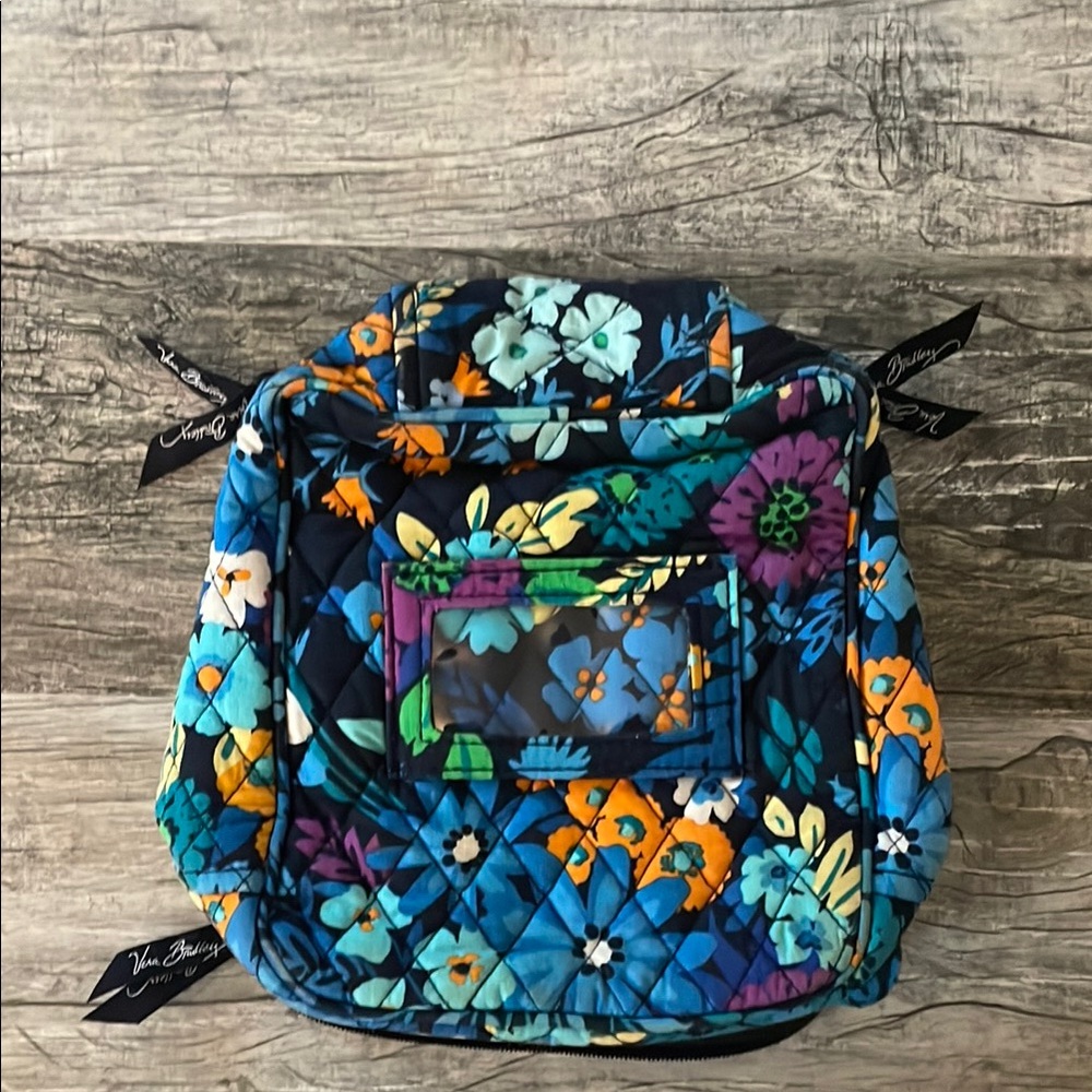 Vera Bradley Quilted Floral Lunchbag - Picture 4 of 5